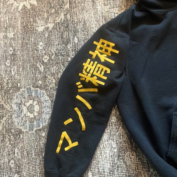 Kobe & GiGi hoodie size medium - Picture 4 of 5